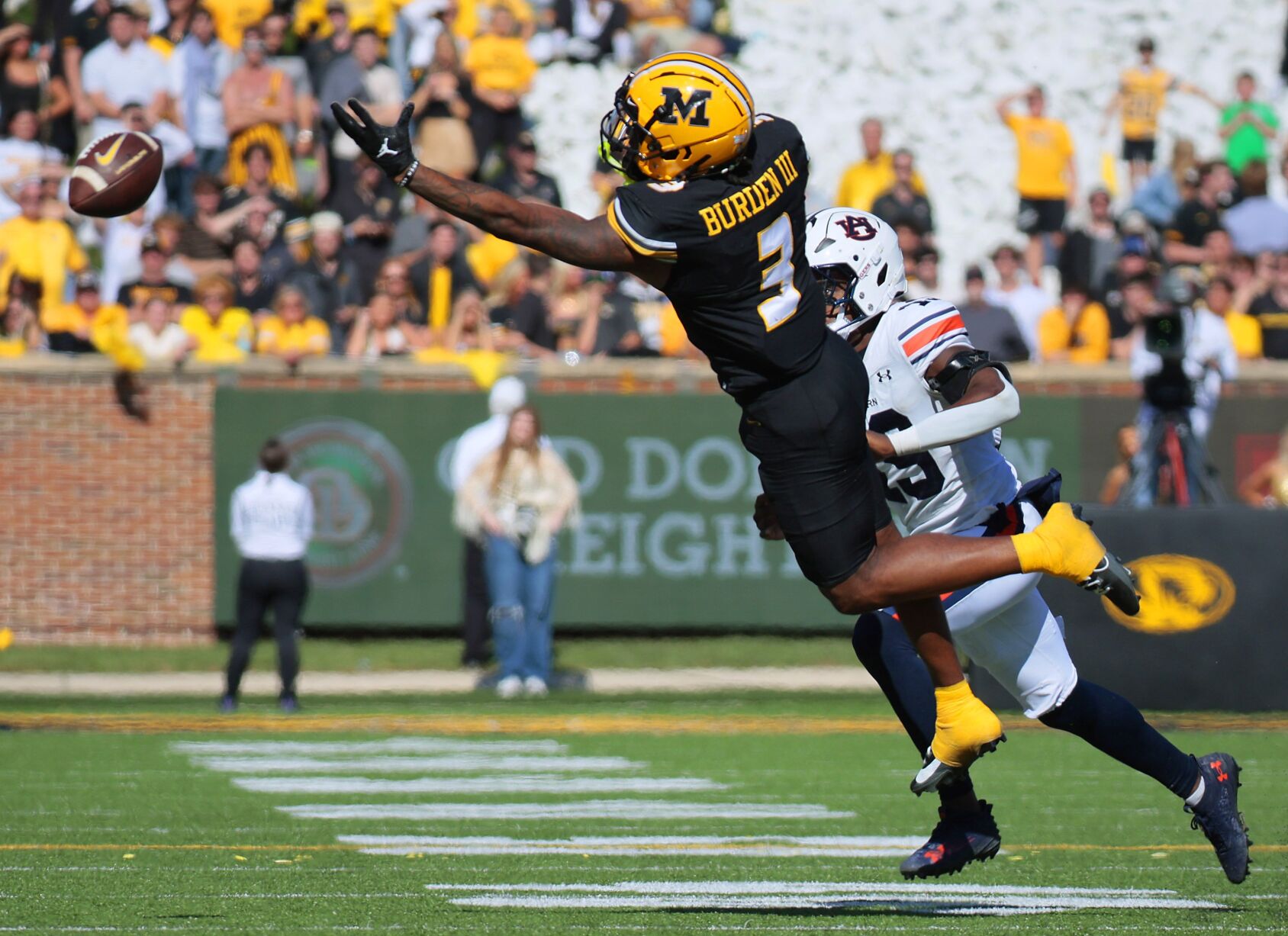 Mizzou beats Auburn 21-17 in come-from-behind feat
